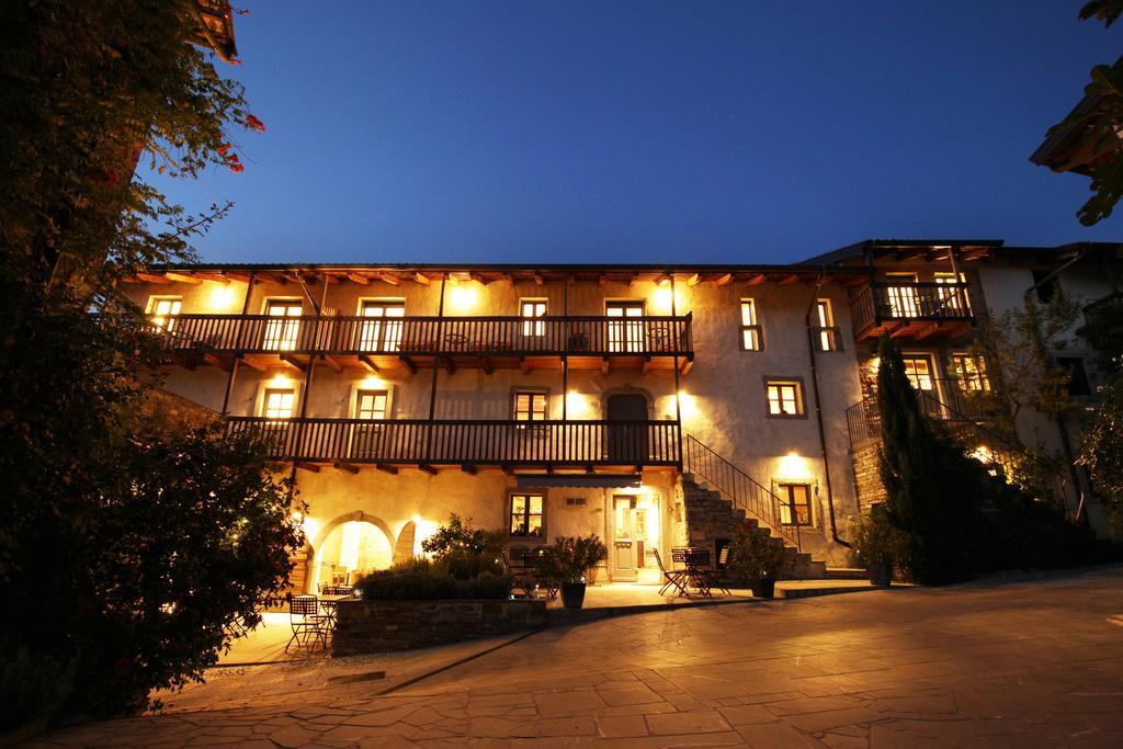 Boutique Hotel Dvor Доброво Экстерьер фото
