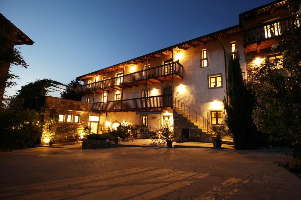 Boutique Hotel Dvor Доброво Экстерьер фото